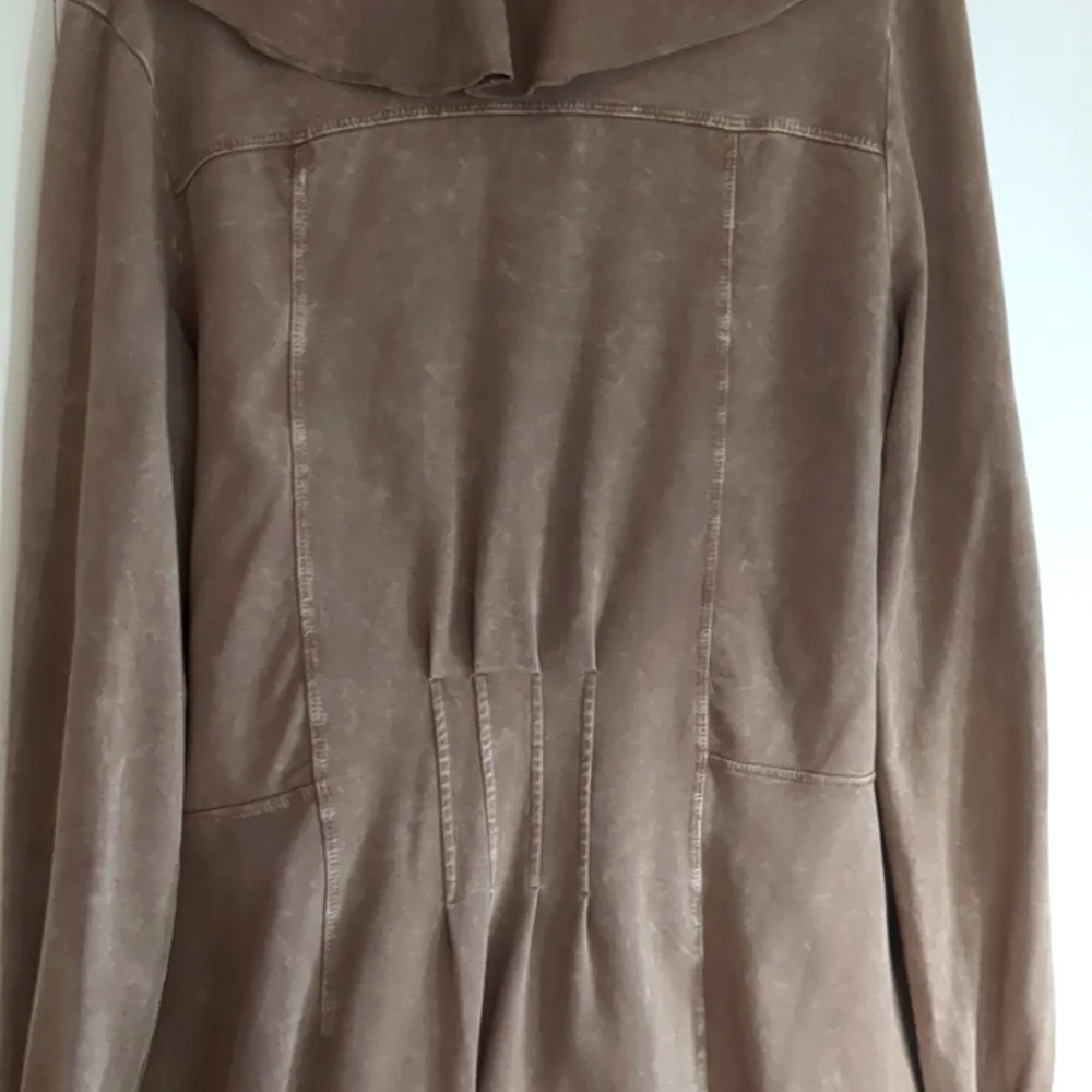 Testimony Los Angeles Cardigan Shacket - Picture 11 of 11